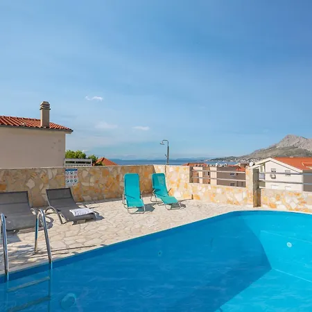 Xxl - Private Pool Lägenhet Omiš